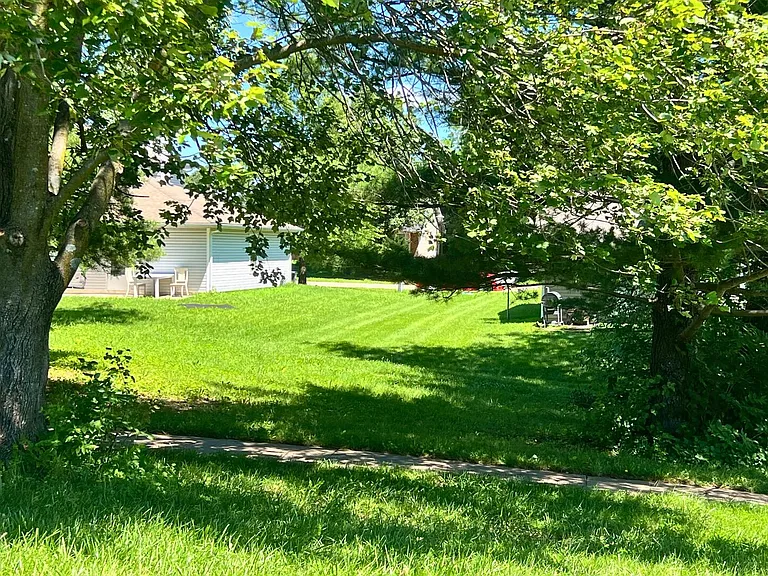 2509 Hollyhock Dr — Photo 53