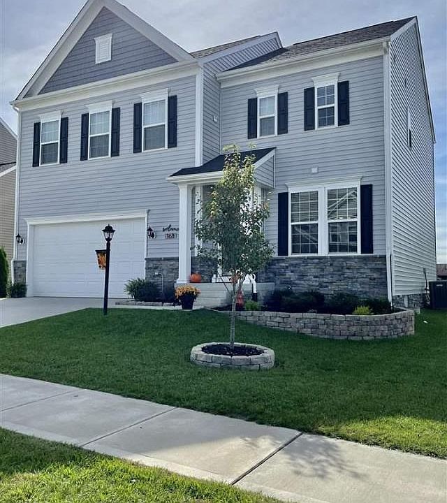 1st image of 168 Salisbury Cir