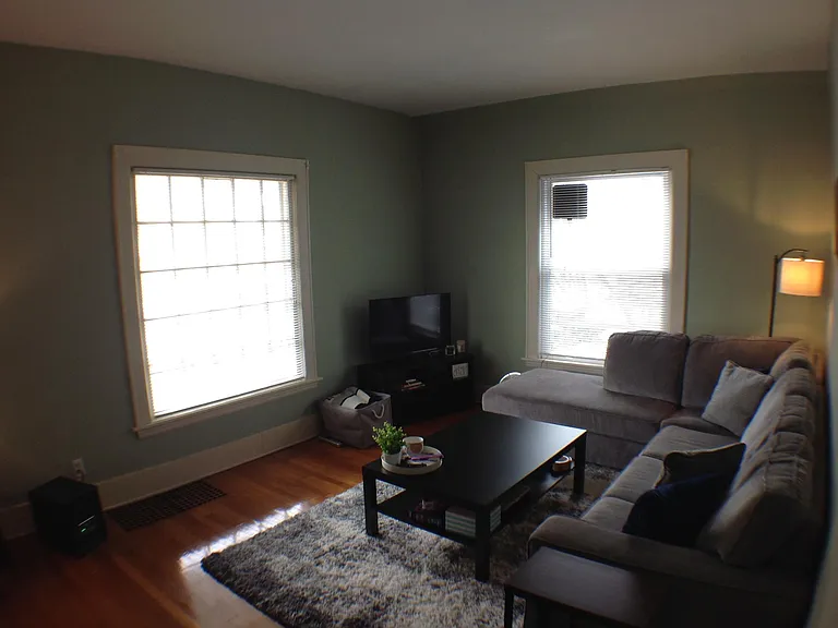 16 Union Ave NE #2 — Photo 6