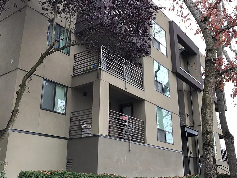 Second floor unit, safe!