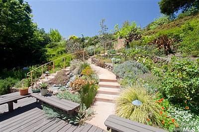 1st image of 8 Corte Palos Verdes