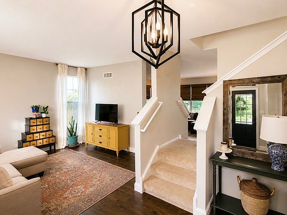 4th image of 1535 Cambria Ct