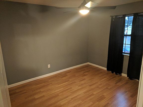 Upstairs bedroom 2