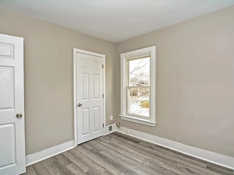 611 N Main St #2 — Photo 11