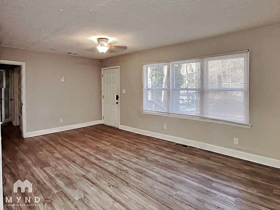 5th image of 2312 Polar Rock Ave SW