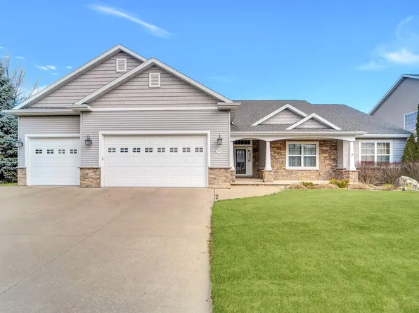 3920 E Benvalley Dr, Appleton, WI 54913
