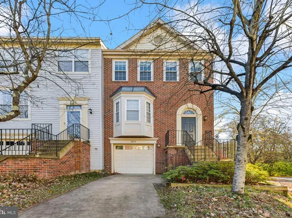 5835 Stream Pond Ct, Centreville, VA 20120