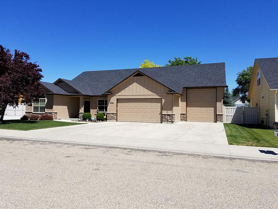 954 W Recess, Kuna, ID