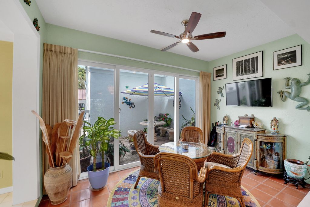 4114 W Palm Aire Drive #141B, photo 6