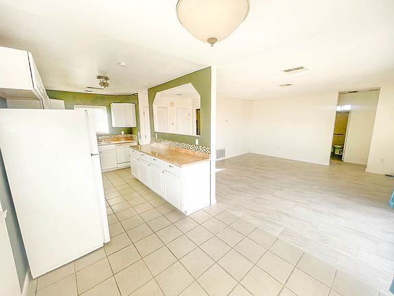 4th image of 6181 Cahuilla Ave