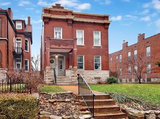 2149 Russell Blvd, Saint Louis, MO 63104