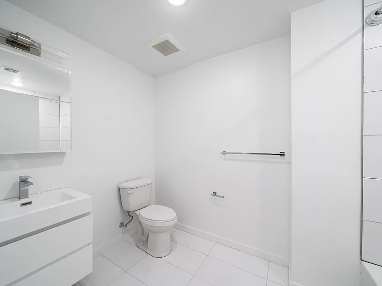 417 Jackson St #3 — Photo 8
