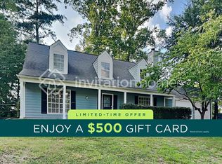 650 Cranberry Ct, Roswell, GA 30076