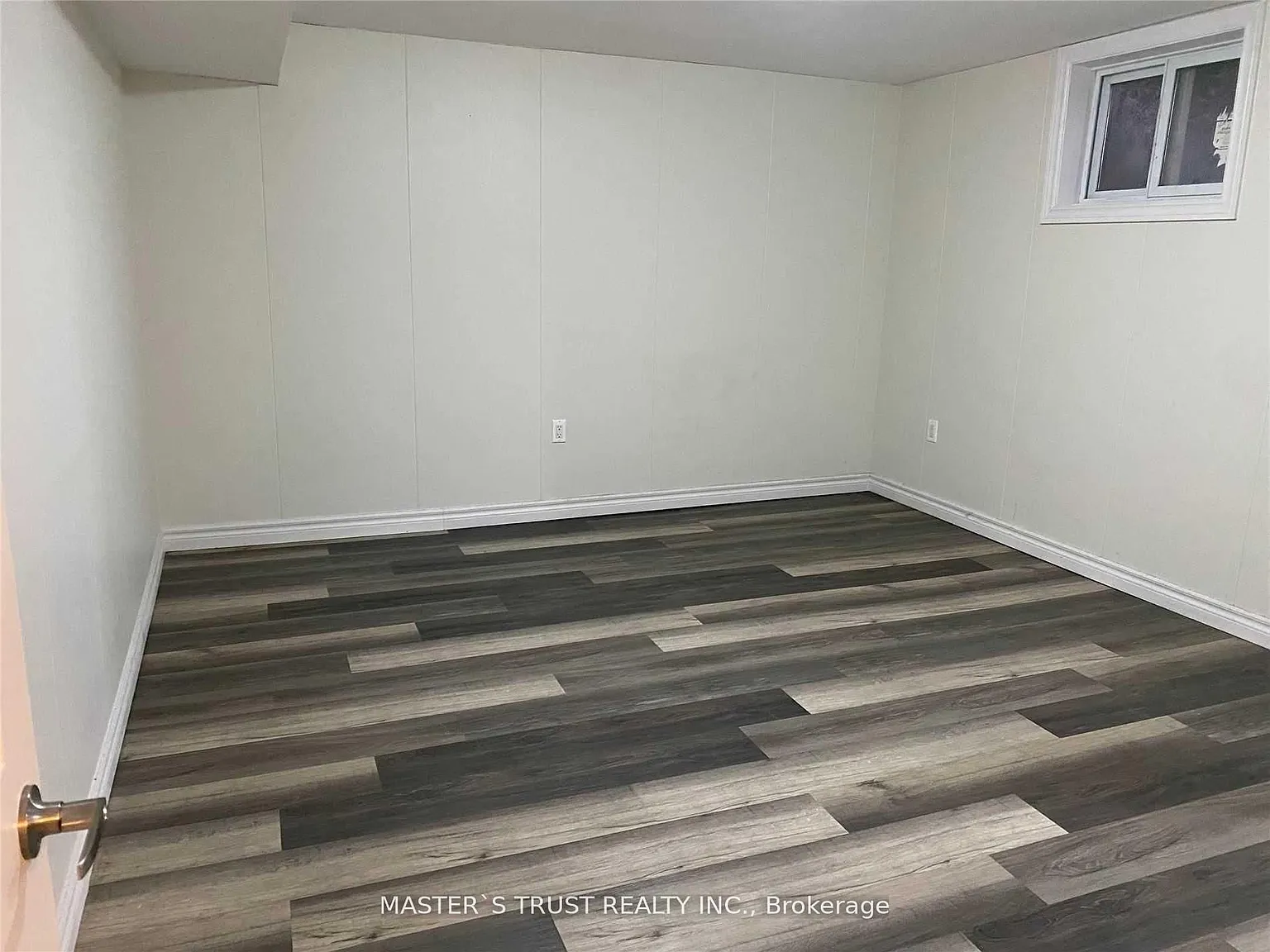 3 bed, $2,200 — Photo 3