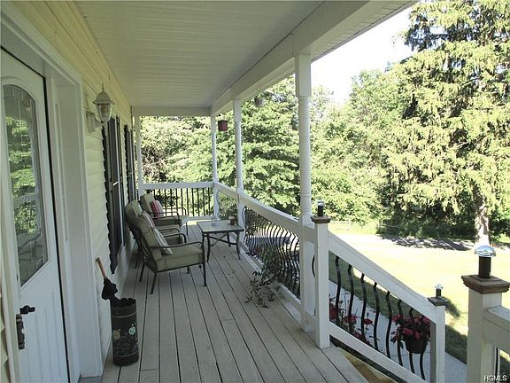 4th image of 2736 State Route 207