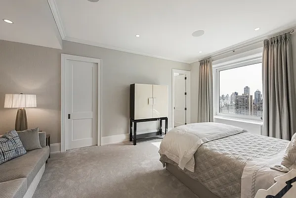 Sold by Nest Seekers International | media 30