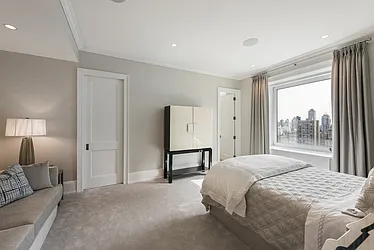 Sold by Nest Seekers International