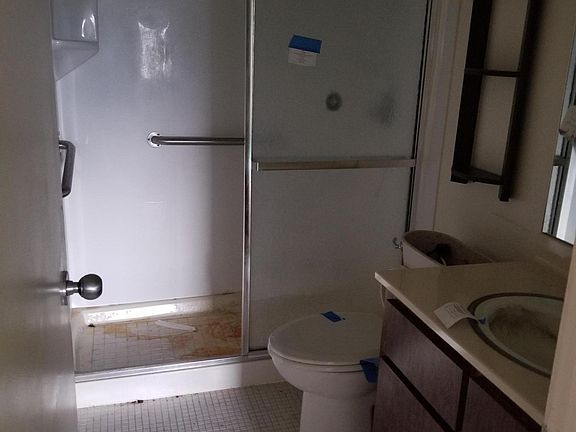5th image of 56 Club House Dr APT 103