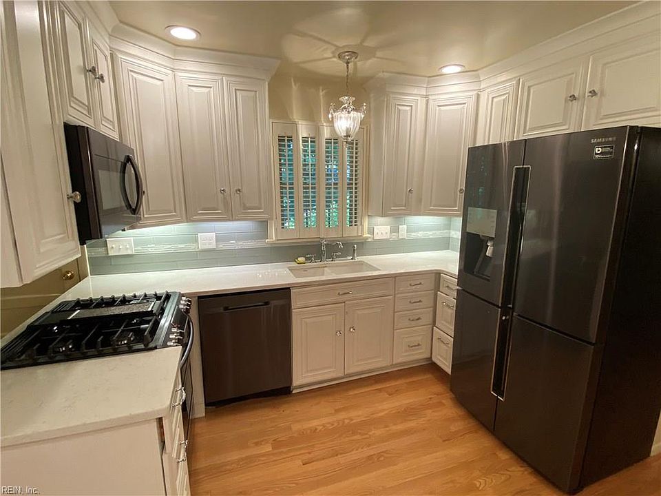 1st image of 3636 Wedgefield Ave