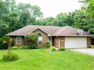 3761 N Forestview Rd, Columbia, MO 65202