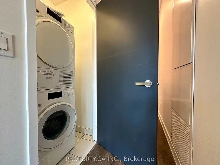 55 Regent Park Blvd #116 — Photo 28