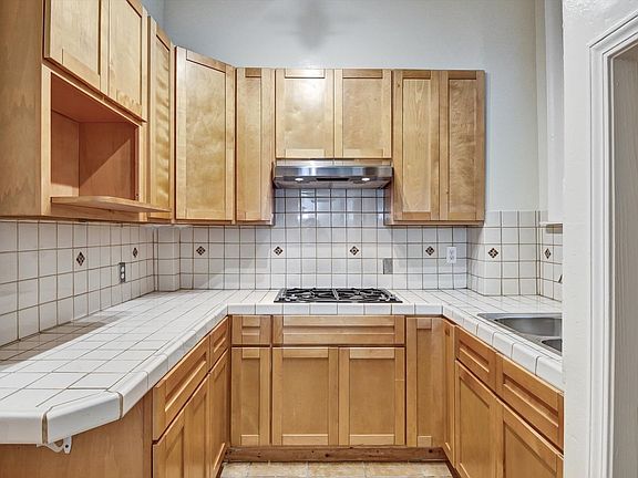 2nd image of 3724 23rd St #3726