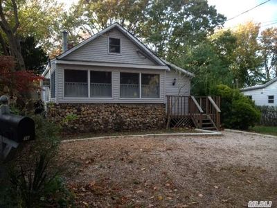 56 Woodlawn Rd, Rocky Point, NY, 11778