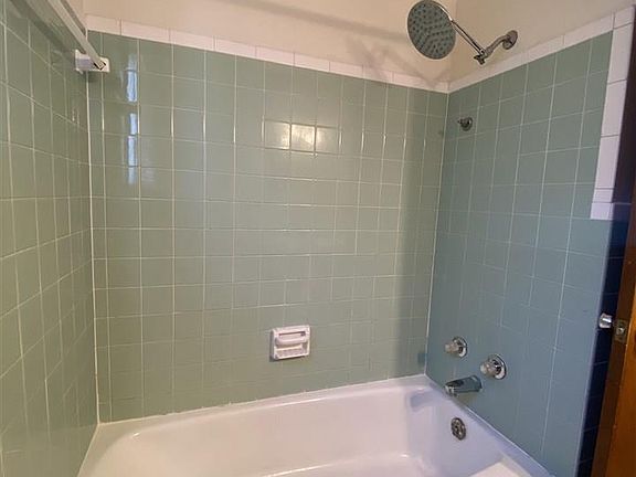 5th image of 4859 S 132nd Ave #3