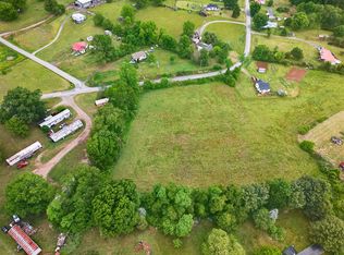 126 N Rakestown Rd, Ivanhoe, VA 24350