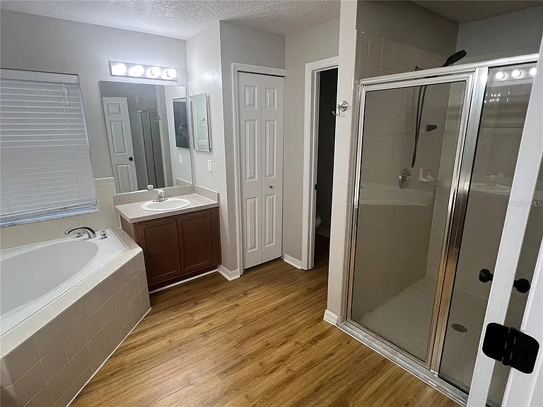 1063 Bluegrass Dr — Photo 13