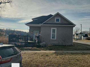 1102 Logan St, Saint Joseph, MO 64505