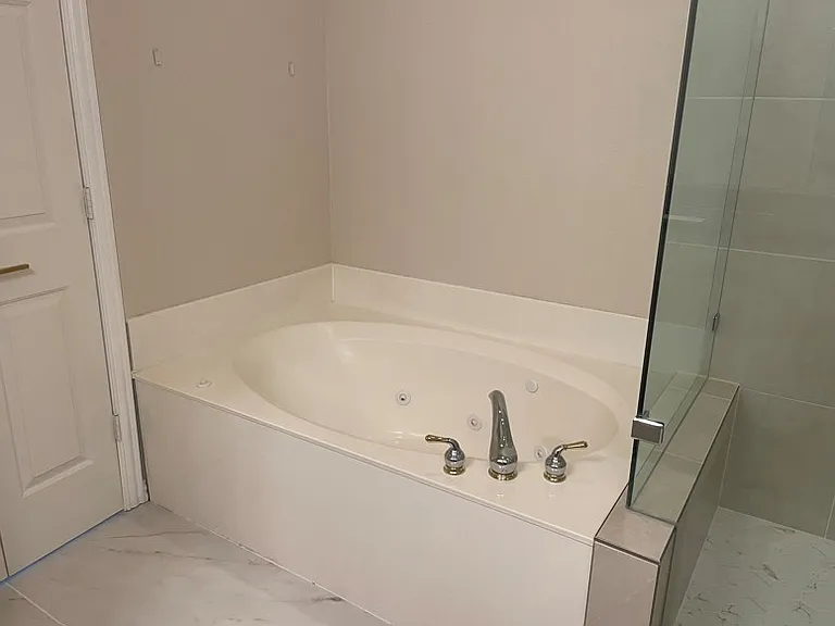 4223 Castle Rock Ct — Photo 13
