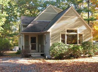 41 S Martin Rd, Amesbury, MA 01913