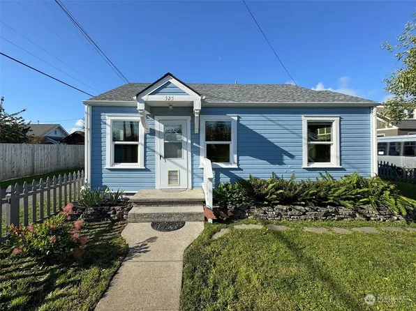 325 N Second Avenue, Sequim, WA 98382
