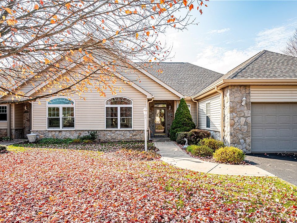 1st image of 6022 Triple Crown Cir