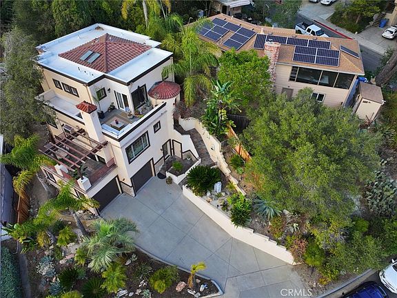2nd image of 2176 Santa Ynez Ave
