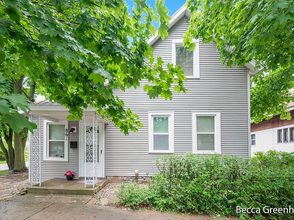 1st image of 861 Arianna St NW
