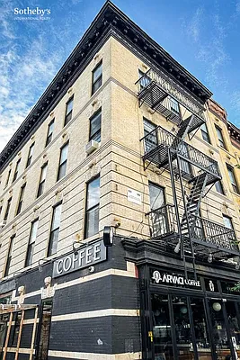 Rented by Sotheby's International Realty | media 25