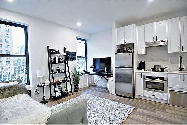 1st image of 2785 Broadway APT 2B