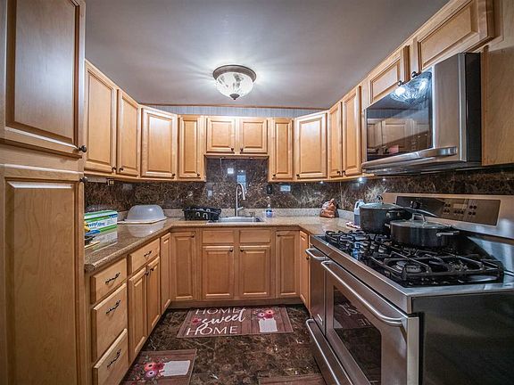 5th image of 499 Kaao Cir