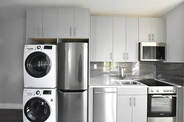 Rented by Clove Realty LLC | media 1