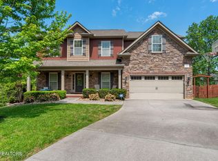 12947 Pine Meadows Ln, Knoxville, TN 37934
