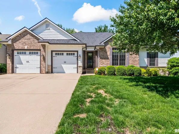1621 Hoechester Rd, Springfield, IL 62712