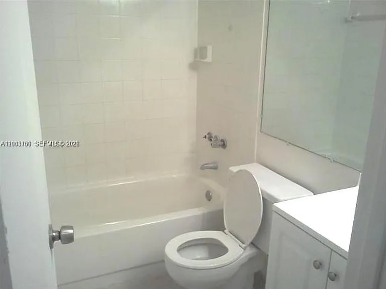 4033 Lakeside Dr #4033 — Photo 14