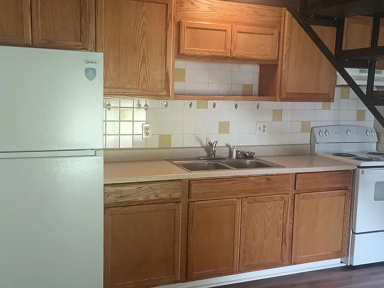 1235 Nadine Dr — Photo 14
