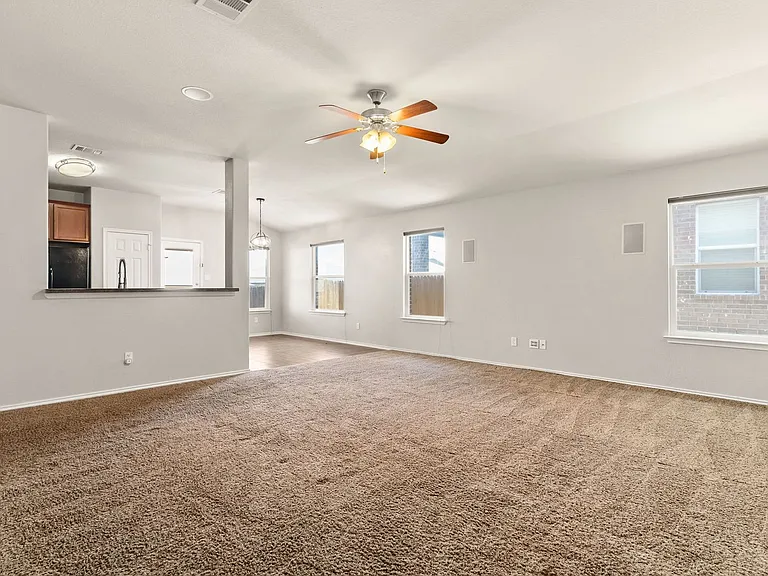 9510 Shimla Dr — Photo 4