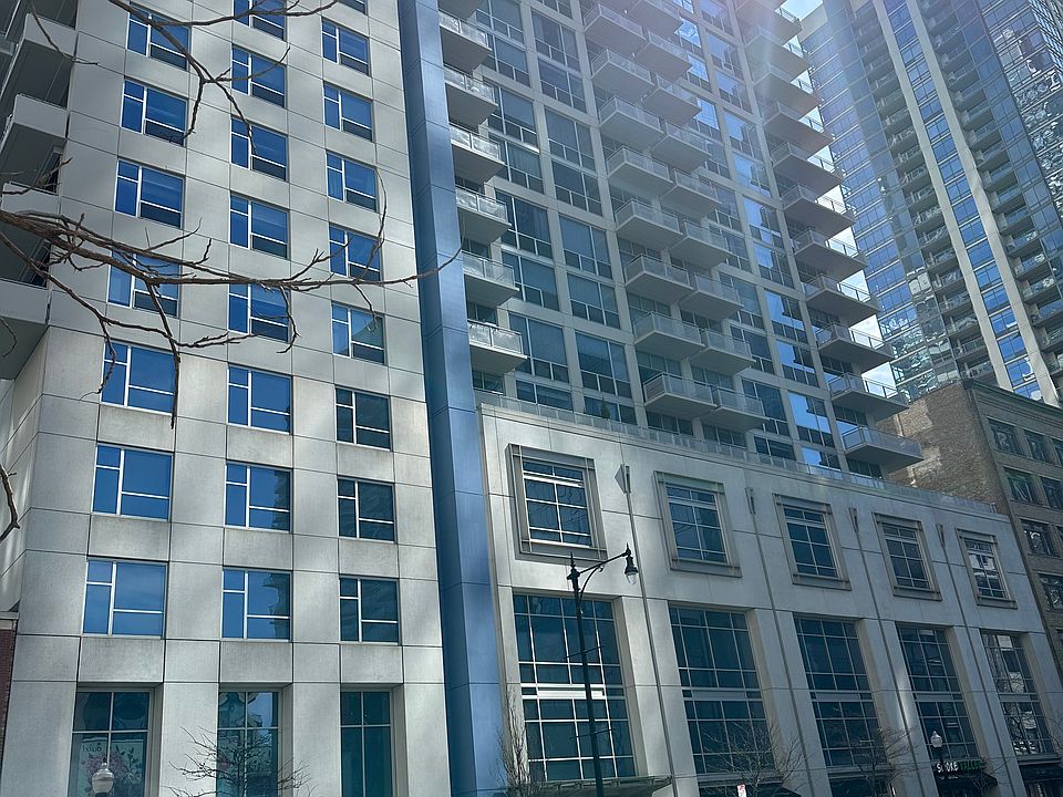 1st image of 1305 S Michigan Ave APT 809