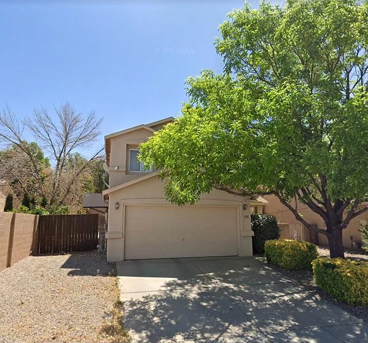 8316 Santa Clarita St NE