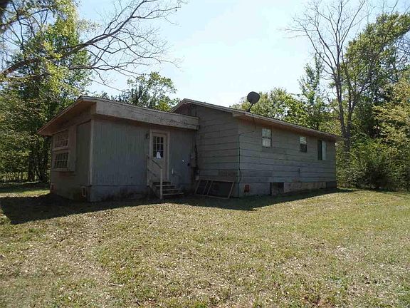 5th image of 2570 Peartree Dr