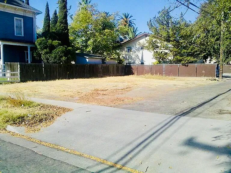 508 N Harris Street Street photo 1